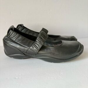 Dansko Chrissy Black Leather Mary Jane Flats Shoes